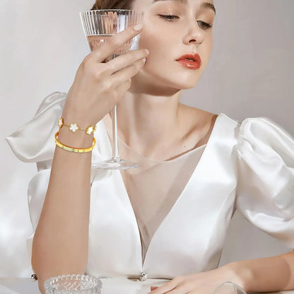 18K Gold Plated Bracelets for Women-2Pcs Love Cubic Zirconia Lucky Five Leaf Link Bracelets Dainty Bangle Stack Jewelry Set Gift