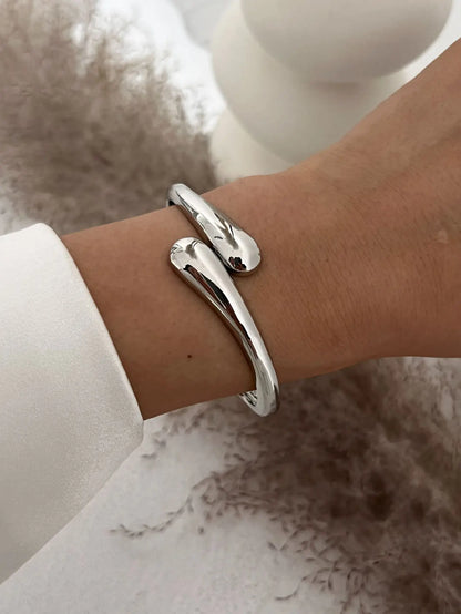 18K Gold Plated Hand Bracelets Bangle for Women Trendy Open Chunky Twist Cuff Bracelet Non Tarnish Waterproof Jewelry Gift